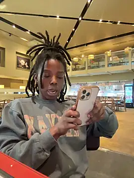 choclatepeaach online show from 3, 4, 2026