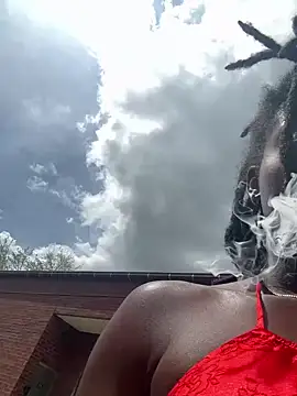 choclatepeaach online show from 4, 4, 2026