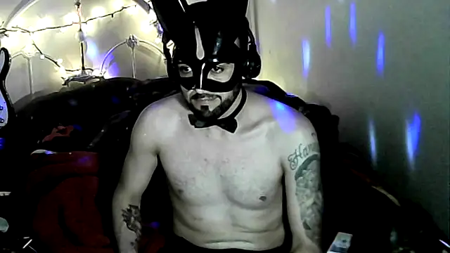 Snapshot of lauradecuada2fi chatting on 16, 10, 2025 lauradecuada2fi online show from 16, 10, 2025