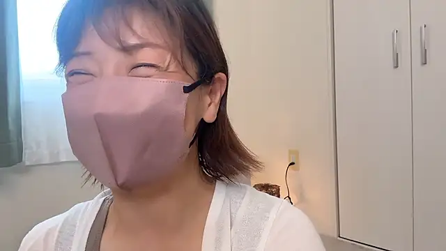 Snapshot of Risa_06 chatting on 5, 7, 2026 Risa 06 online show from 5, 7, 2026