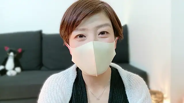 Risa 06 online show from 28, 1, 2025