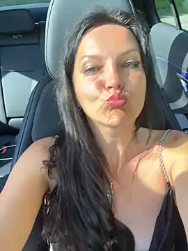 -OLYA- online show from 17, 5, 2026