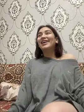 StormBeverly online show from 1, 1, 2025