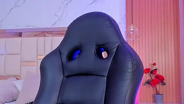 mallie quinn online show from 12, 2, 2025