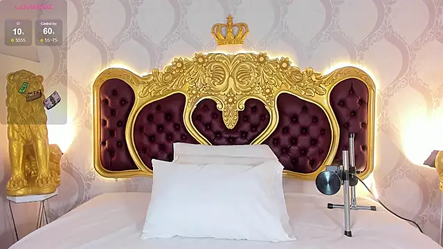 KendralHolson online show from 8, 3, 2026