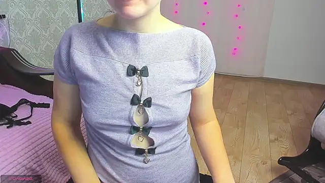 Miss Elsa  online show from 12, 3, 2025