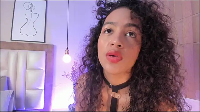AntonellaHall  online show from 22, 5, 2026