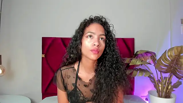 AntonellaHall  online show from 30, 9, 2025