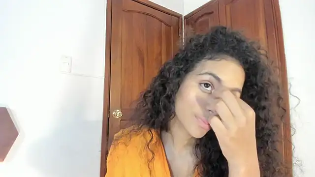 AntonellaHall  online show from 21, 4, 2026