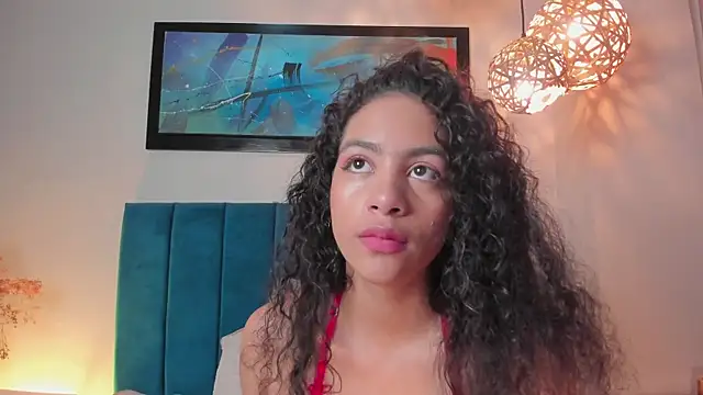 AntonellaHall  online show from 5, 11, 2025