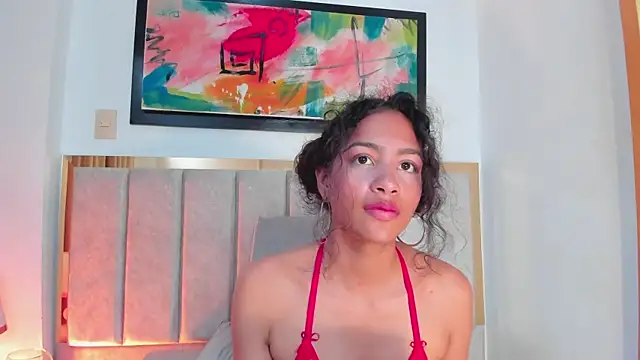 AntonellaHall  online show from 13, 3, 2025