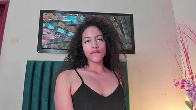 Snapshot of AntonellaHall_ chatting on 16, 12, 2025 AntonellaHall online show from 16, 12, 2025