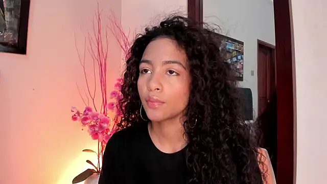 AntonellaHall  online show from 2, 4, 2026