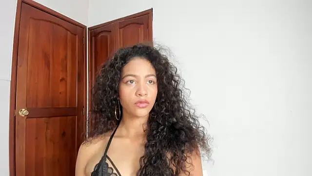 AntonellaHall  online show from 28, 3, 2026