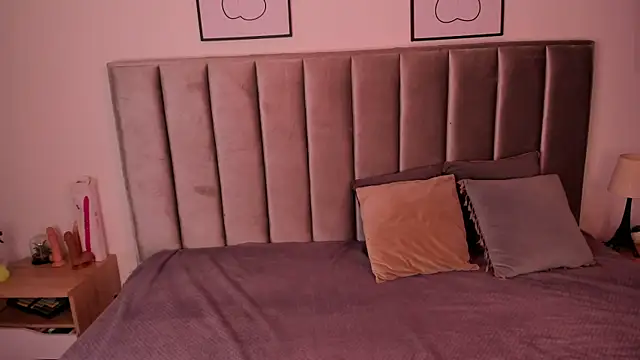 Emmy-Turnner online show from 26, 11, 2025