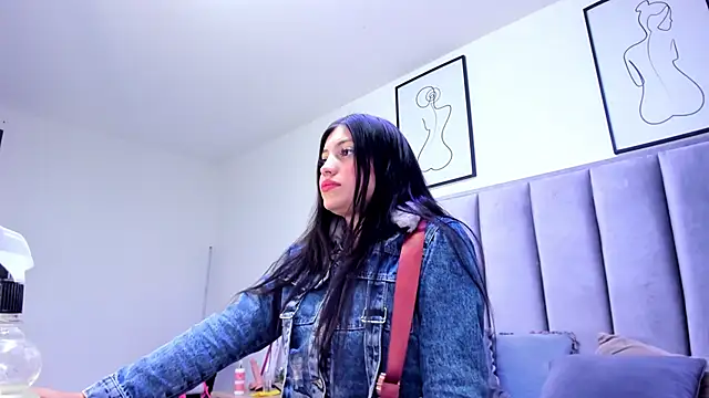 Laiia Page online show from 16, 12, 2025