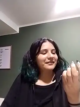 gigiqueen 18 online show from 22, 4, 2026