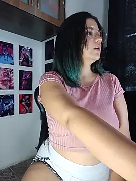 gigiqueen 18 online show from 9, 6, 2026