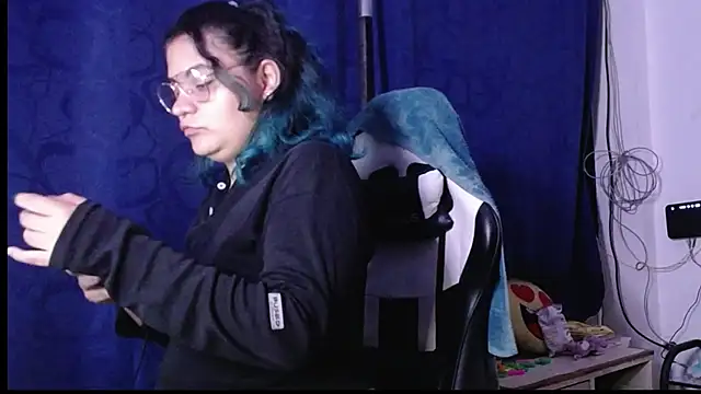 gigiqueen 18 online show from 13, 11, 2025