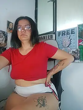 gigiqueen 18 online show from 13, 5, 2026