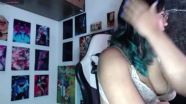 gigiqueen 18 online show from 4, 6, 2026