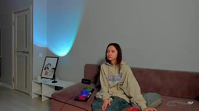 EllaSky xoxo online show from 4, 2, 2025