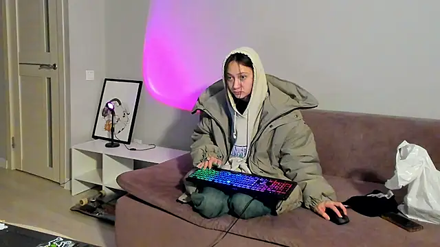 EllaSky xoxo online show from 29, 1, 2025