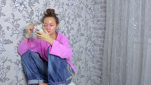 EllaSky xoxo online show from 13, 11, 2025