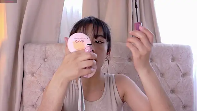 Alyssa jones online show from 26, 11, 2025