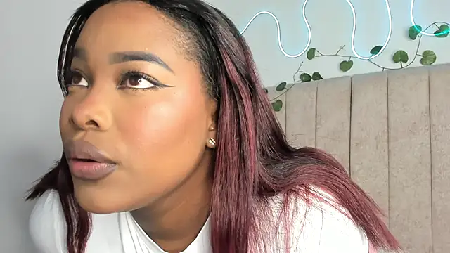 Kaseydelvey online show from 18, 3, 2026