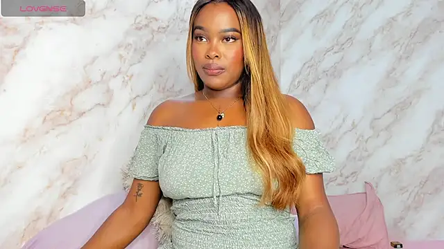 Kaseydelvey online show from 12, 12, 2024