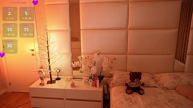 Snapshot of Lilly_Colins chatting on 7, 2, 2026 Lilly Colins online show from 7, 2, 2026