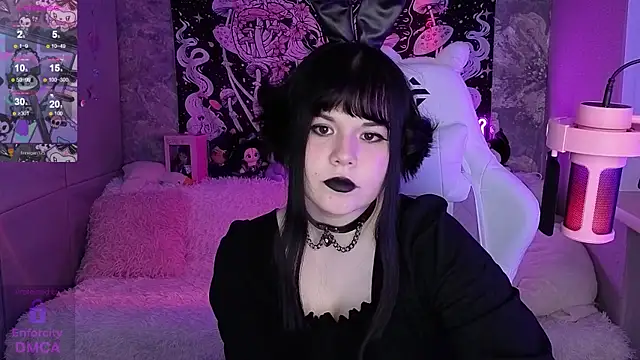 ClaireFaers  online show from 21, 11, 2025