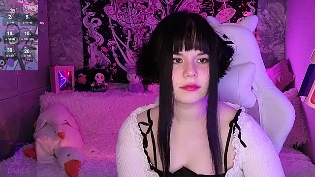 ClaireFaers  online show from 25, 11, 2025