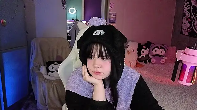 ClaireFaers  online show from 14, 1, 2026