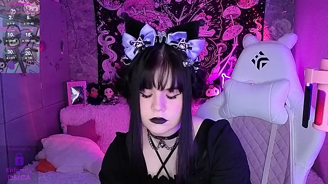 ClaireFaers  online show from 23, 11, 2025