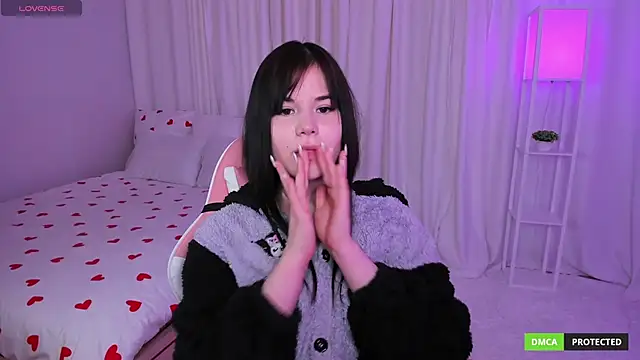 ClaireFaers  online show from 18, 3, 2025