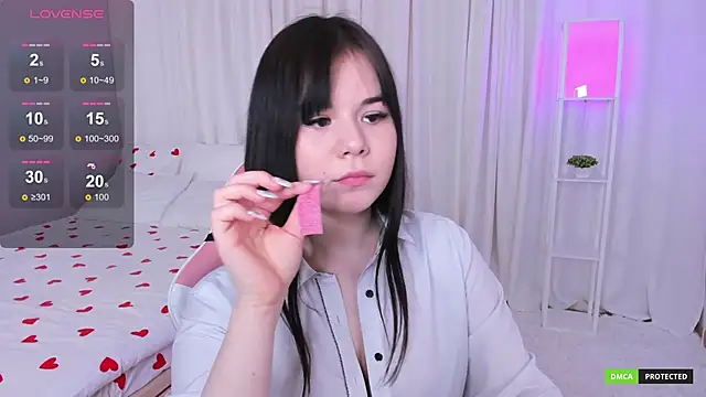 ClaireFaers  online show from 4, 3, 2025