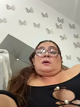 AntonellaAlondra4 online show from 10, 4, 2026