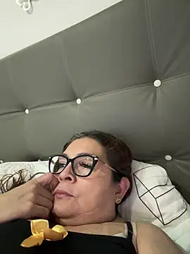 AntonellaAlondra4 online show from 30, 5, 2026