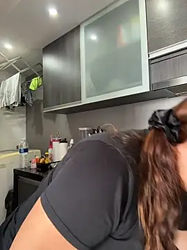 AntonellaAlondra4 online show from 24, 4, 2026
