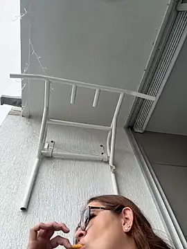 AntonellaAlondra4 online show from 1, 4, 2026