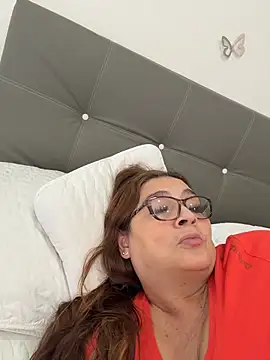 AntonellaAlondra4 online show from 20, 3, 2026