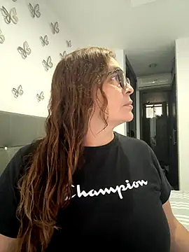 AntonellaAlondra4 online show from 2, 11, 2025