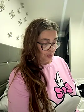 AntonellaAlondra4 online show from 31, 10, 2025