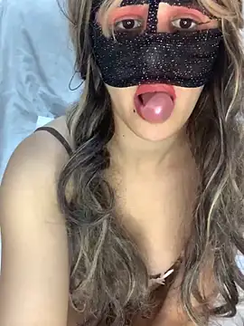 senoritaseno online show from 4, 2, 2025