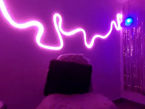 princesskitty111 online show from 6, 12, 2024