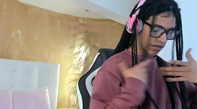 Snapshot of APRILL_FOXX chatting on 27, 2, 2025 APRILL FOXX online show from 27, 2, 2025