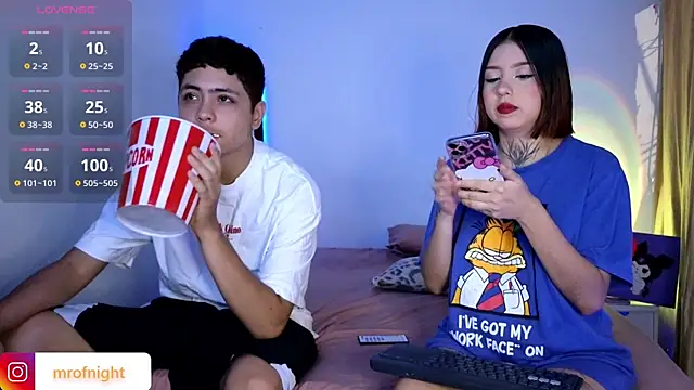 kitty of nighttt online show from 24, 9, 2025