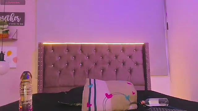 Snapshot of Thammy_Adams chatting on 12, 1, 2025 Thammy Adams online show from 12, 1, 2025